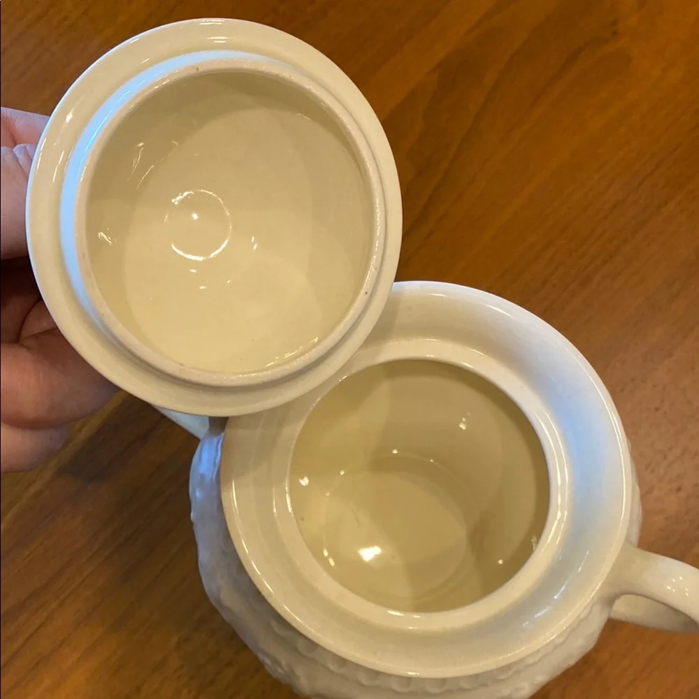 Wedgwood Wellesley Tea set made in England Ivory Pot, Creamer, Sugar Bowl lids